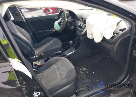 2015 Hyundai Accent Gs z USA, uszkodzony, nr VIN KMHCT5AE1FU215508